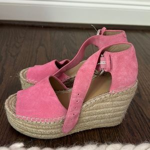 Marc Fisher Wedges